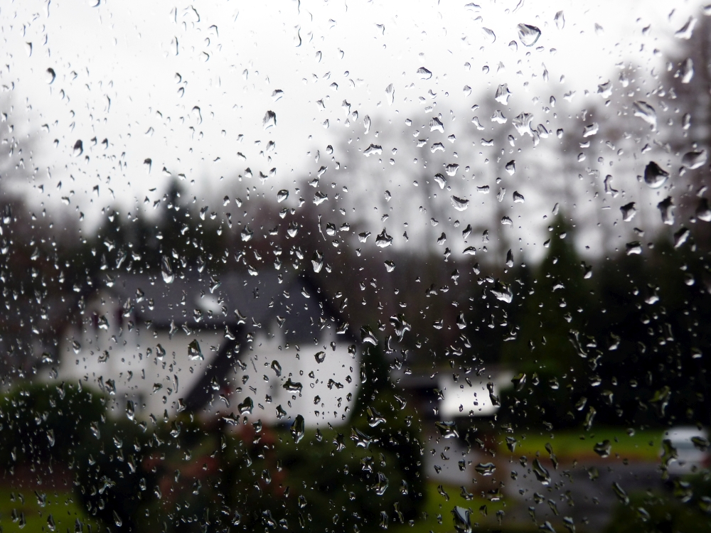 Regen am Fenster_klein